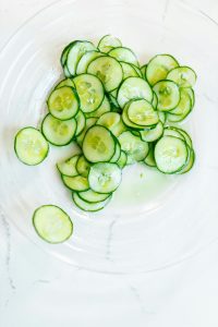 use cucumber to reduce acne scars