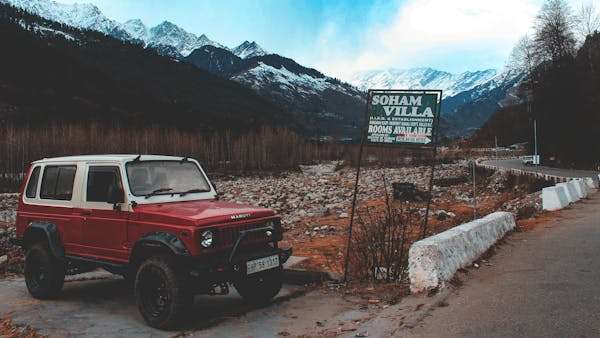 car rental in ladakh